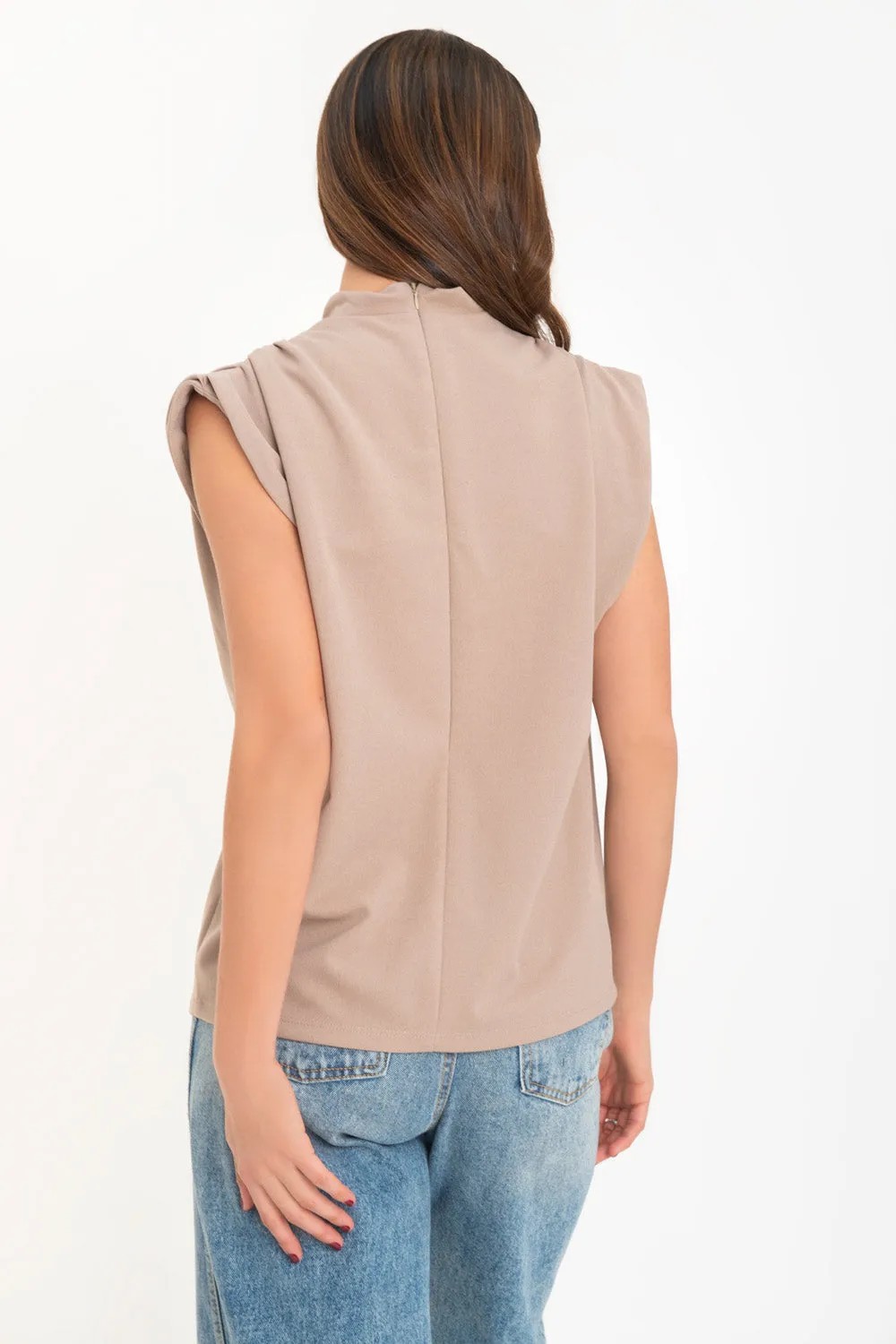 Blusa oversized sin mangas hombros plisados