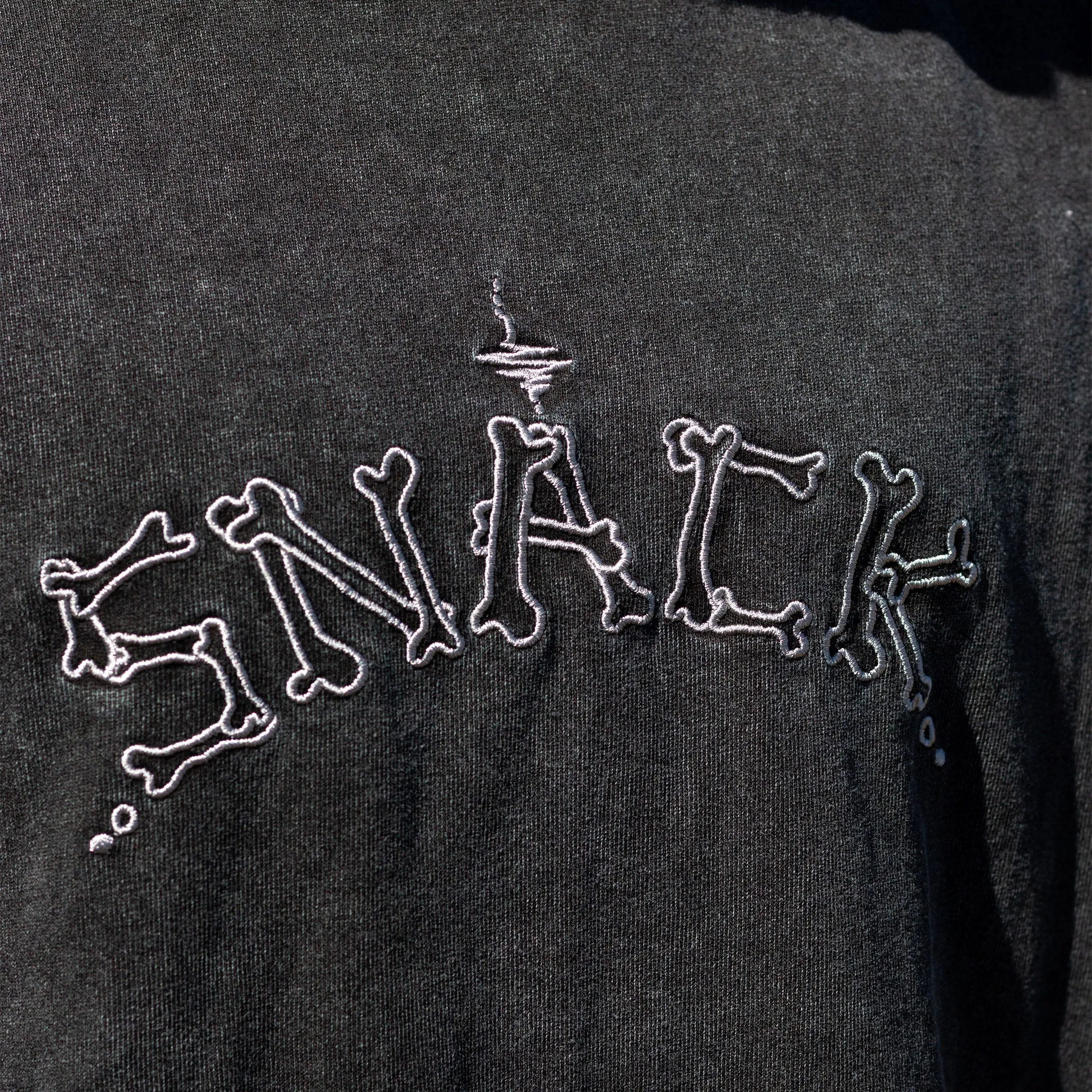BONES ULTRA WEIGHT TEE