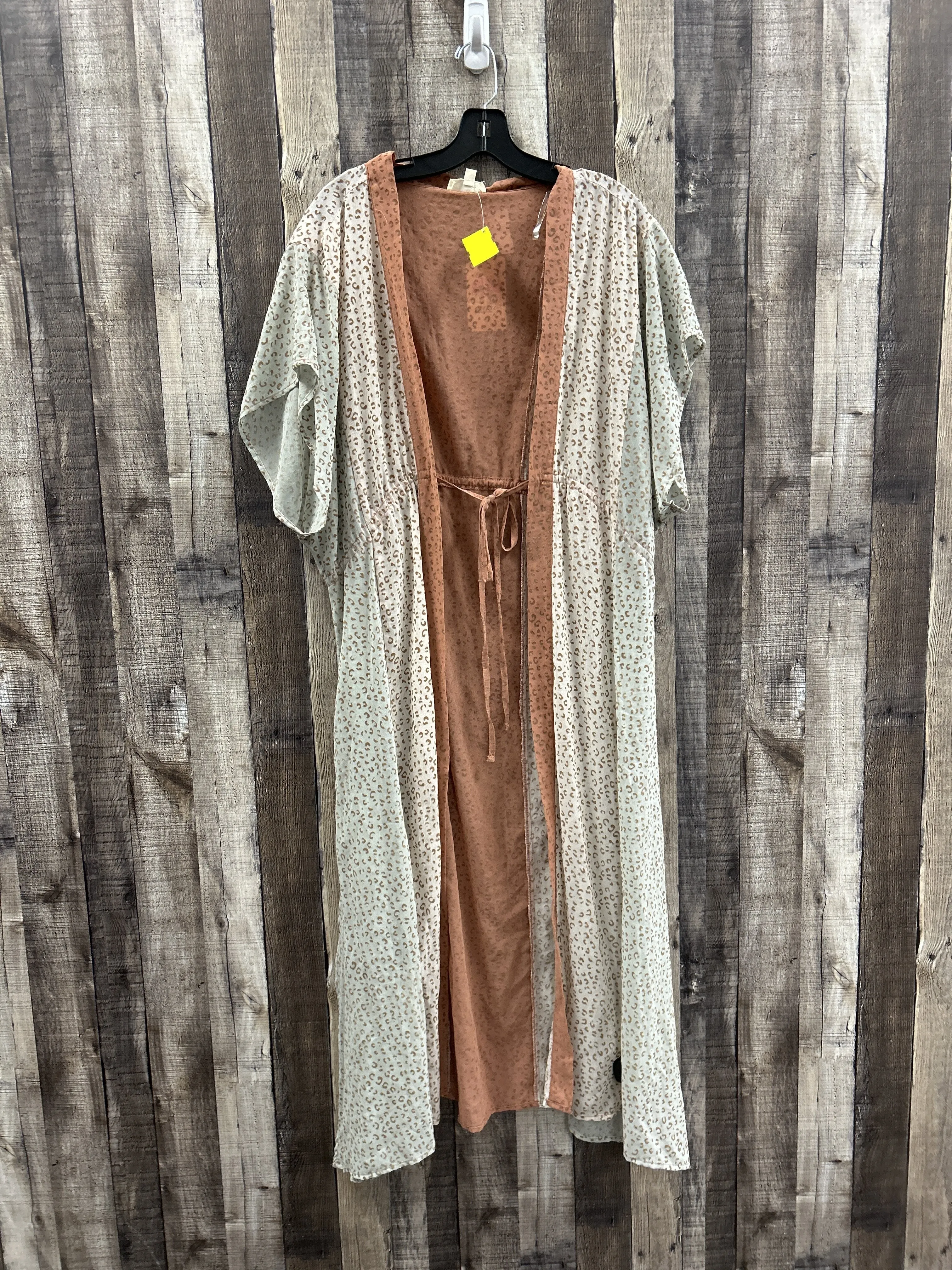 Cardigan By Entro  Size: L