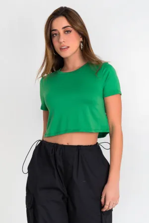 Crop top manga corta
