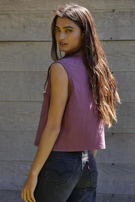 Leah Tee- Plumb