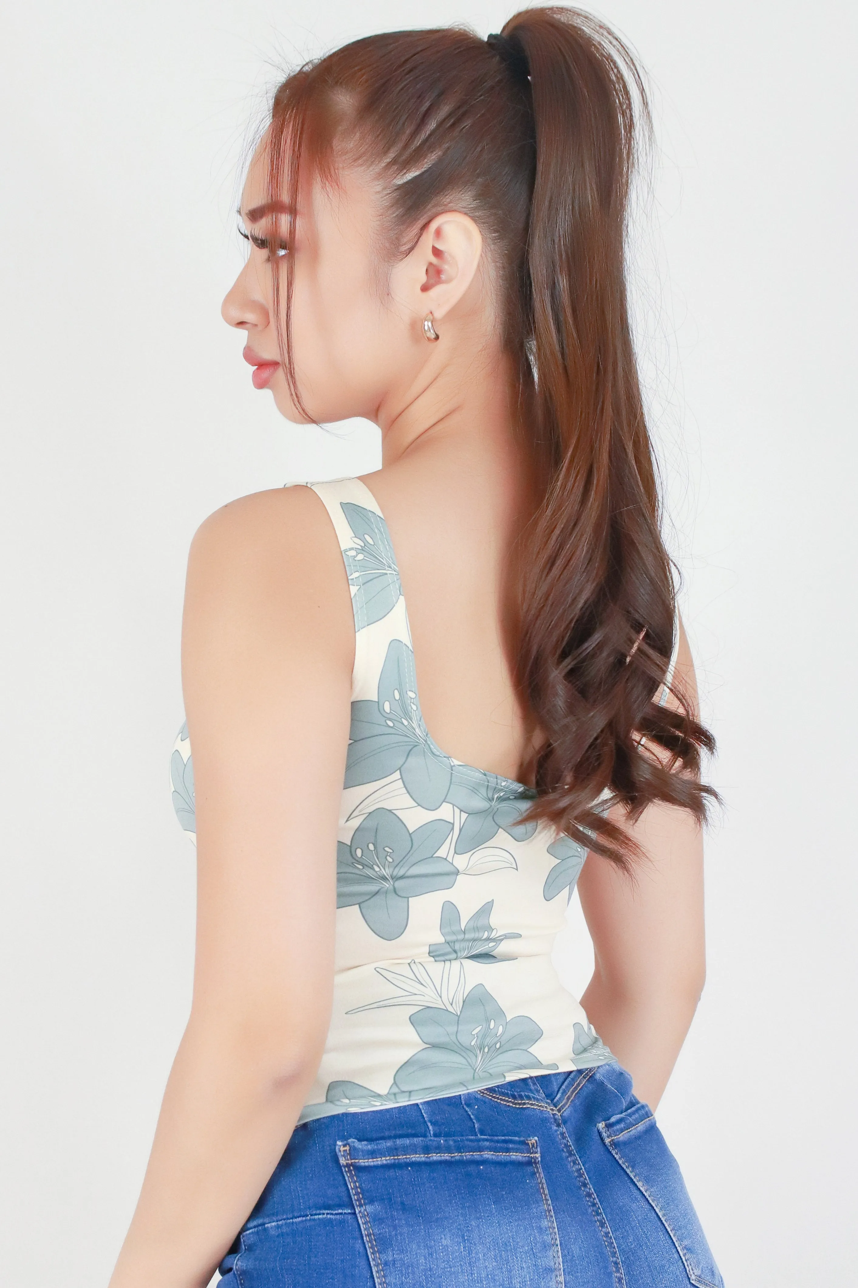 LILY SQUARE NECK CROP TOP