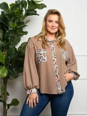 PLUS SIZE LONG SLEEVE ANIMAL PRINT BUTTON UP TOP
