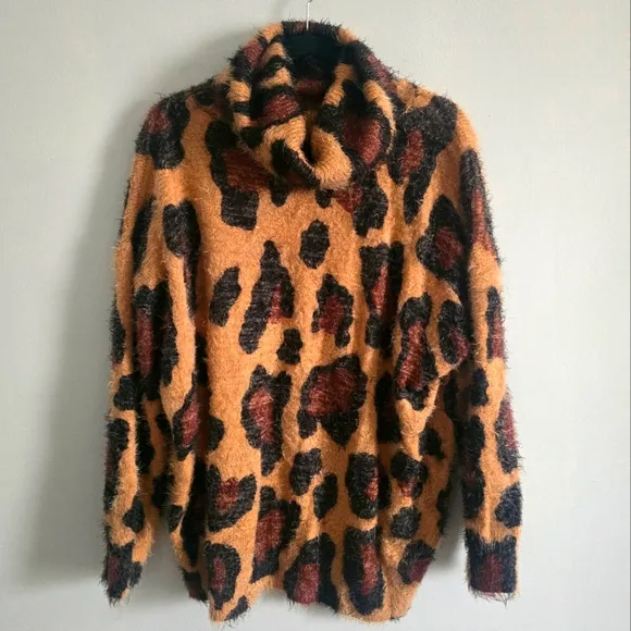 Show Me Your Mumu Women's Cheetah Fever Sweater Medium