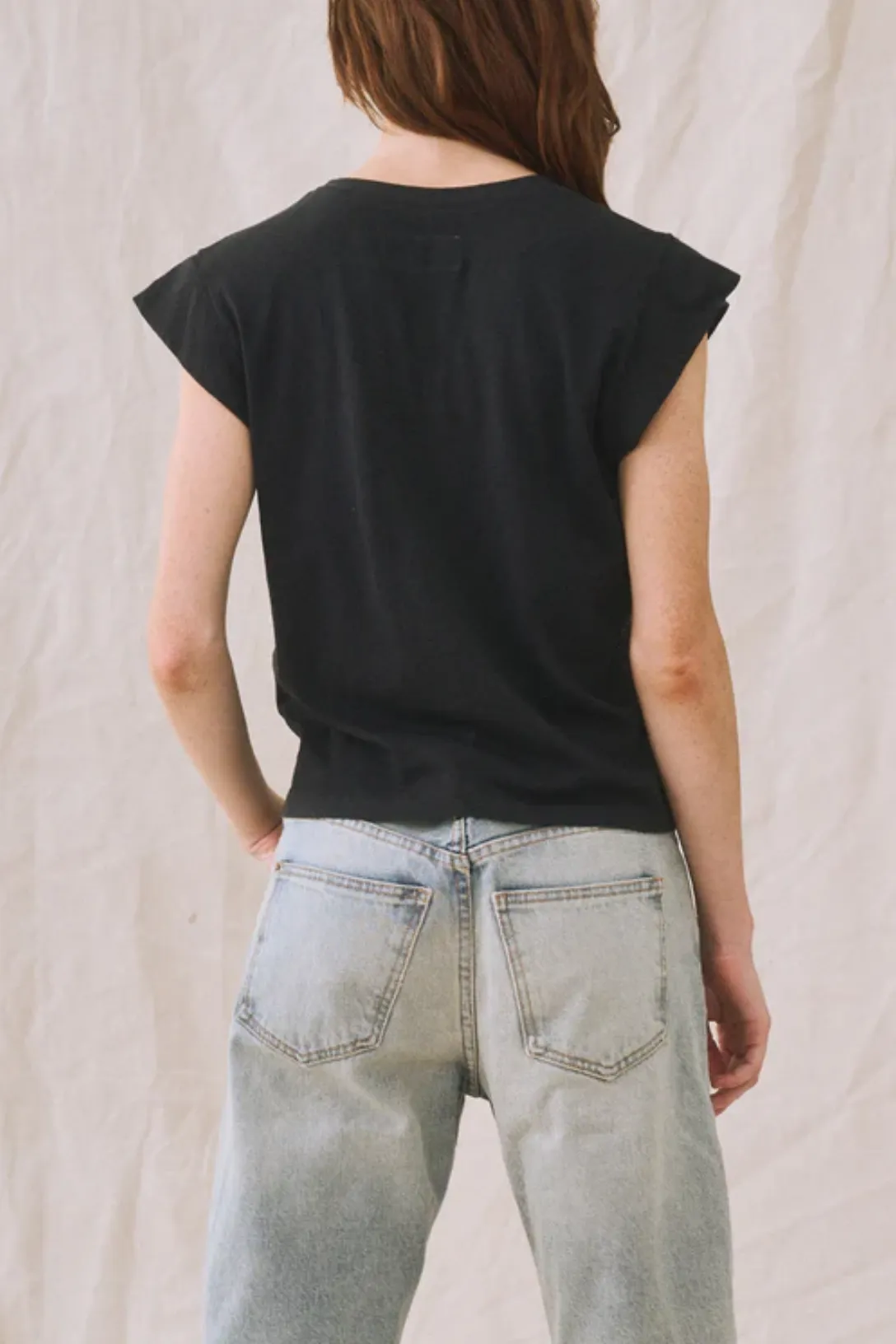 The Peak Shoulder Tee | Almost Black