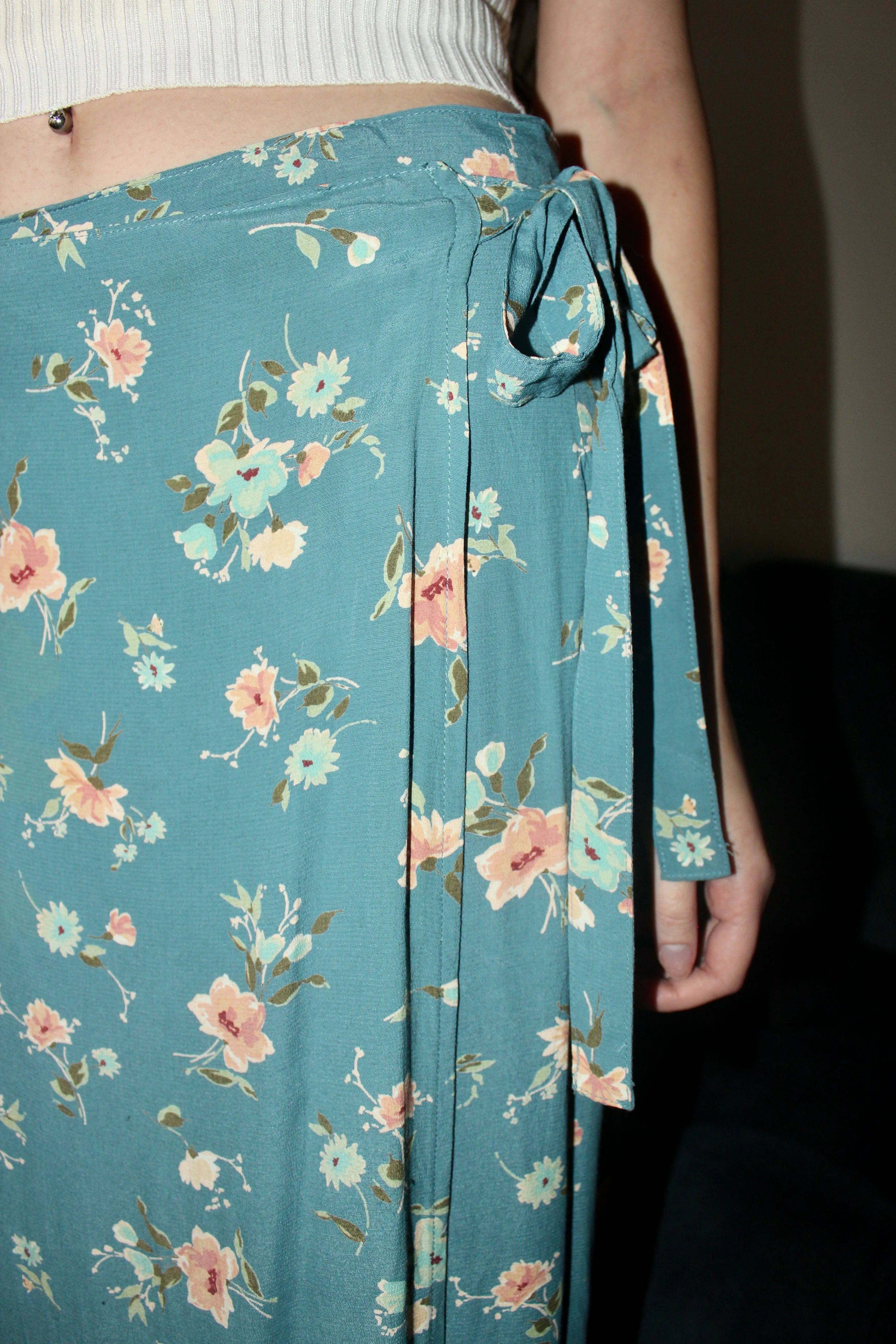 Vintage 90s Ditsy Floral Wrap Skirt (S)