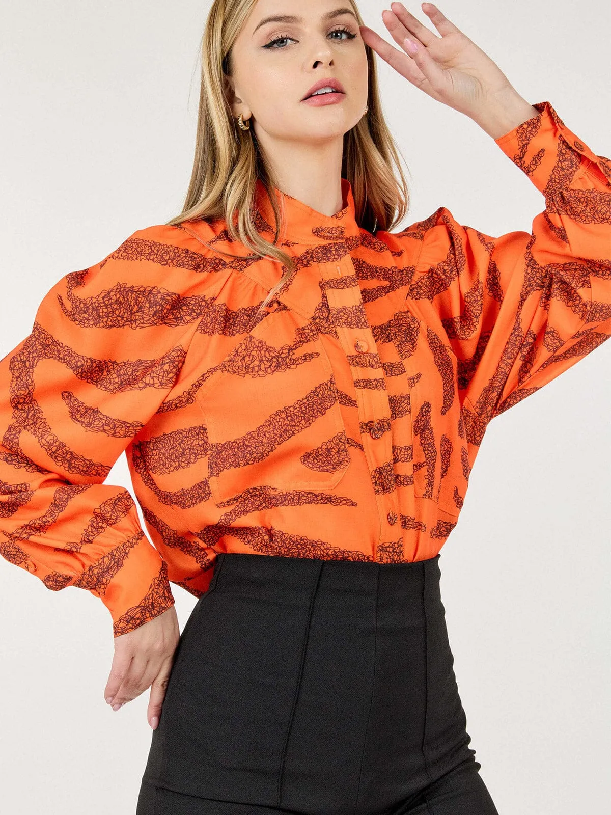 WOMEN'S LONG PUFF SLEEVE BUTTON CLOSURE PRINTED BLOUSE