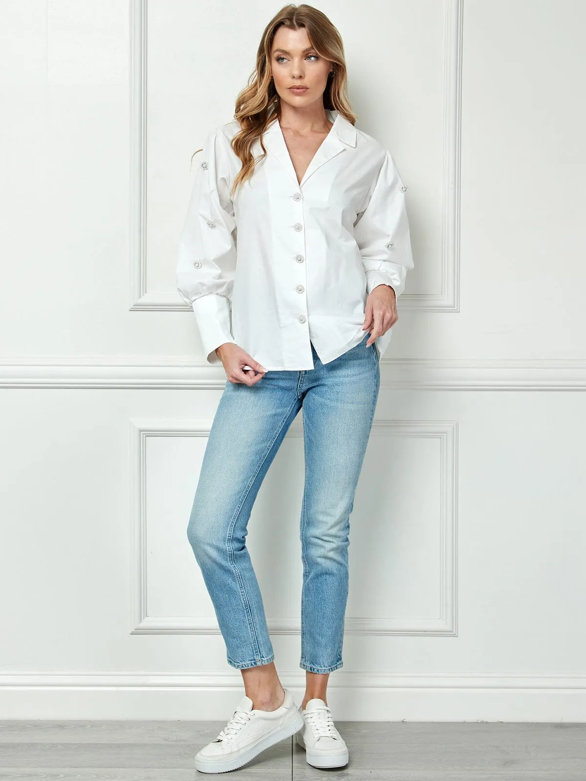 WOMEN'S LONG SLEEVE BUTTON CLOSURE FLOWER DETAILED BLOUSE TOP