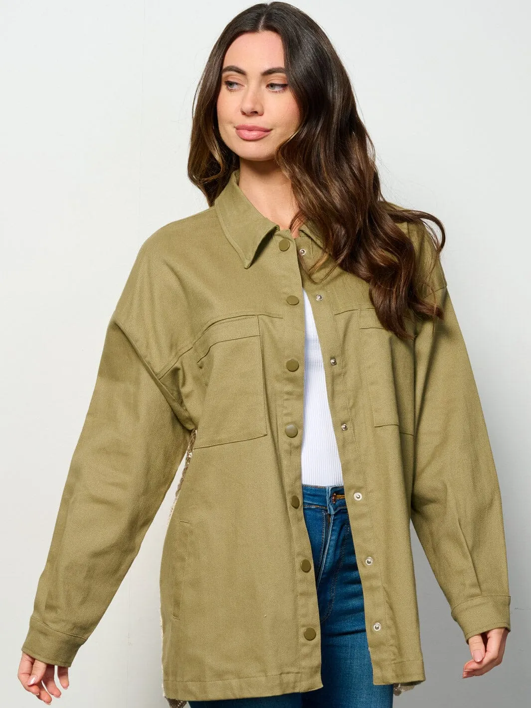 WOMEN'S LONG SLEEVE BUTTON UP BACK DETAILED DENIM OVERSIZED TOP