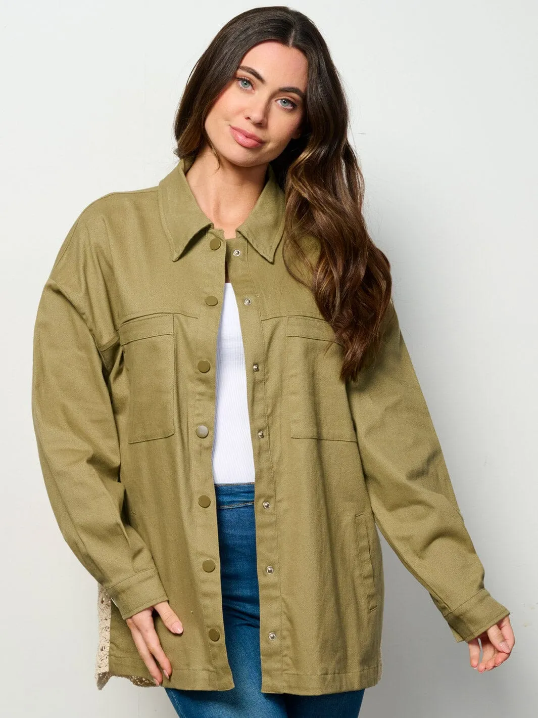 WOMEN'S LONG SLEEVE BUTTON UP BACK DETAILED DENIM OVERSIZED TOP