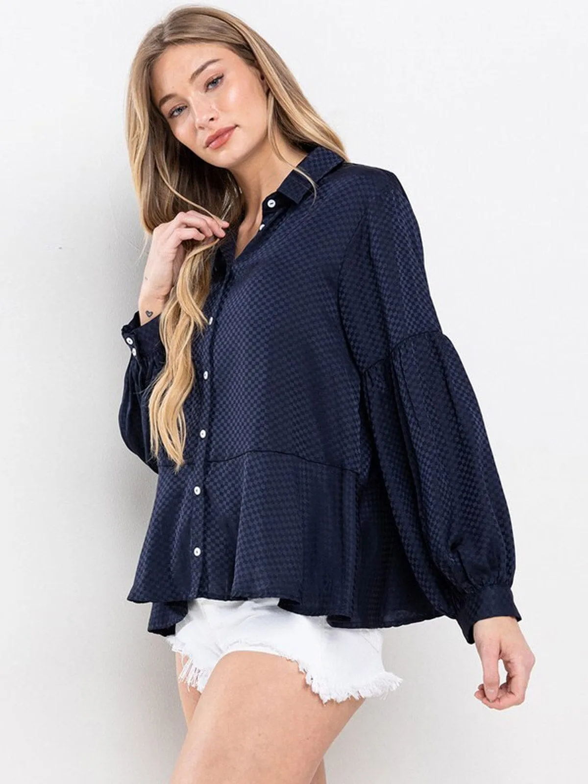WOMEN'S LONG SLEEVE BUTTON UP DETAILED TIERED BLOUSE TOP