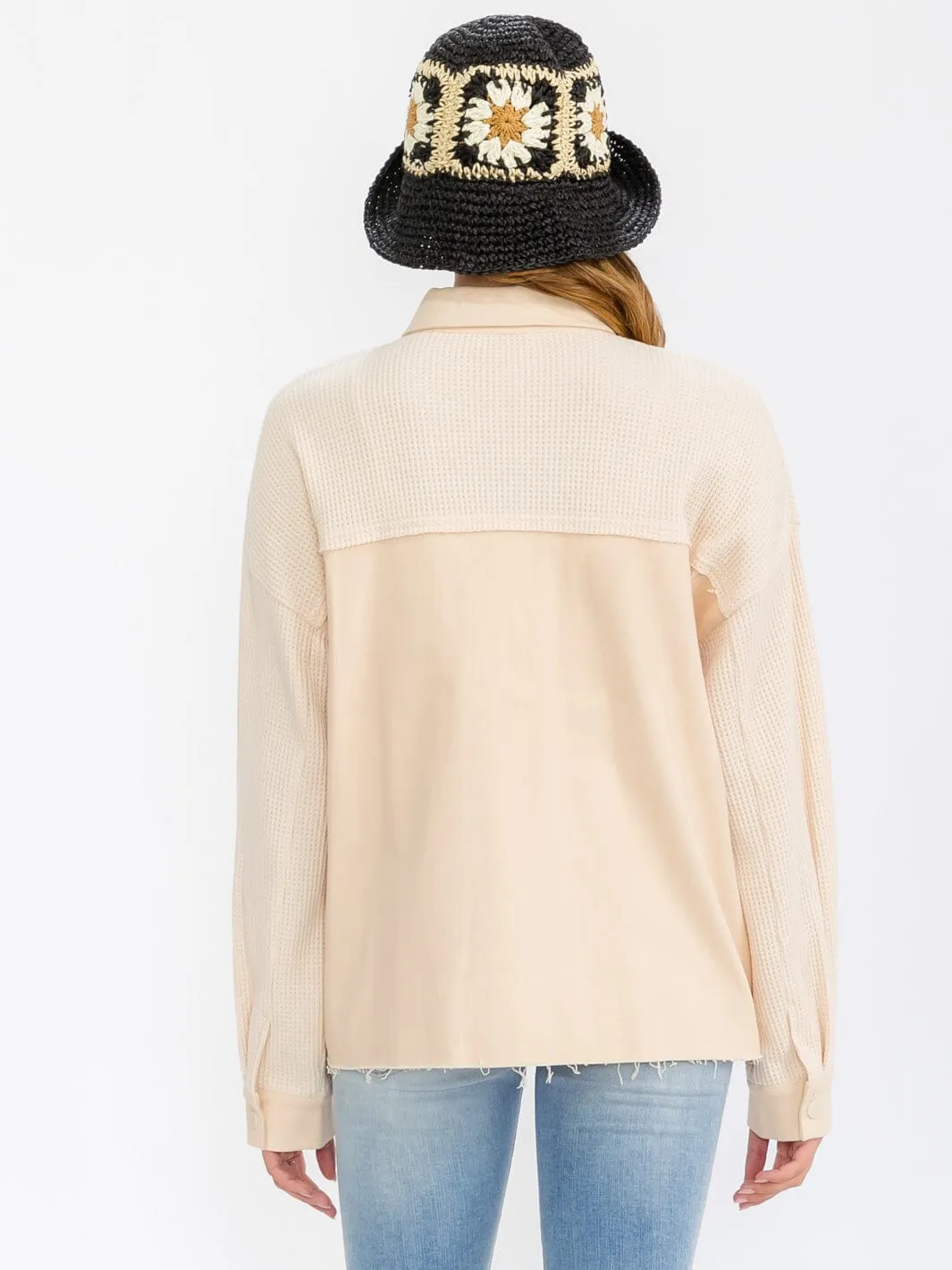 WOMEN'S LONG SLEEVE BUTTON UP FRONT POCKETS CONTRAST DENIM TOP