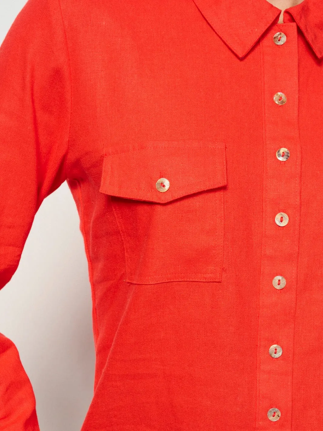 WOMEN'S LONG SLEEVE BUTTON UP FRONT POCKETS LINEN TOP