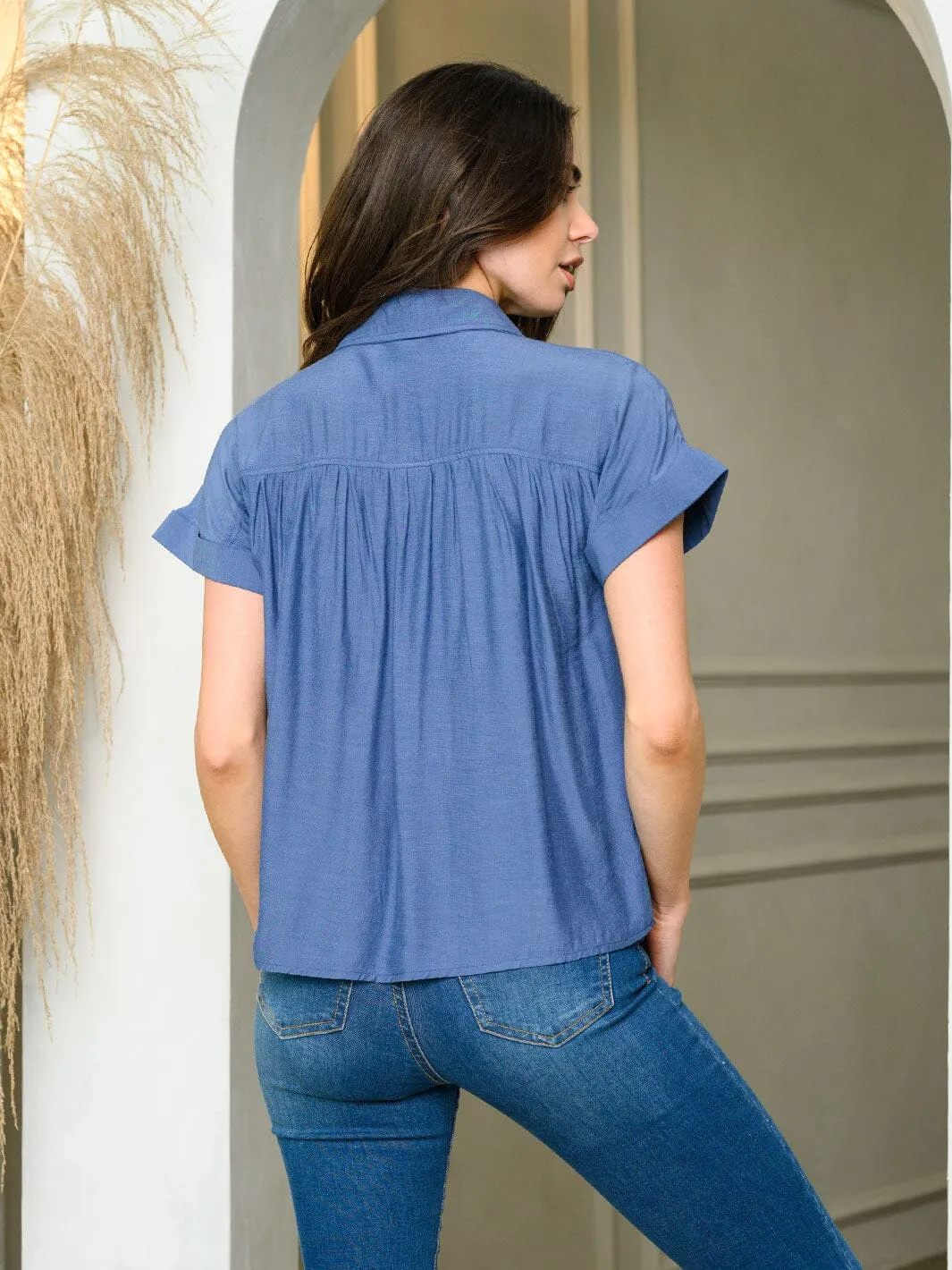 WOMEN'S SHORT SLEEVE BUTTON UP LOOSE FIT TOP