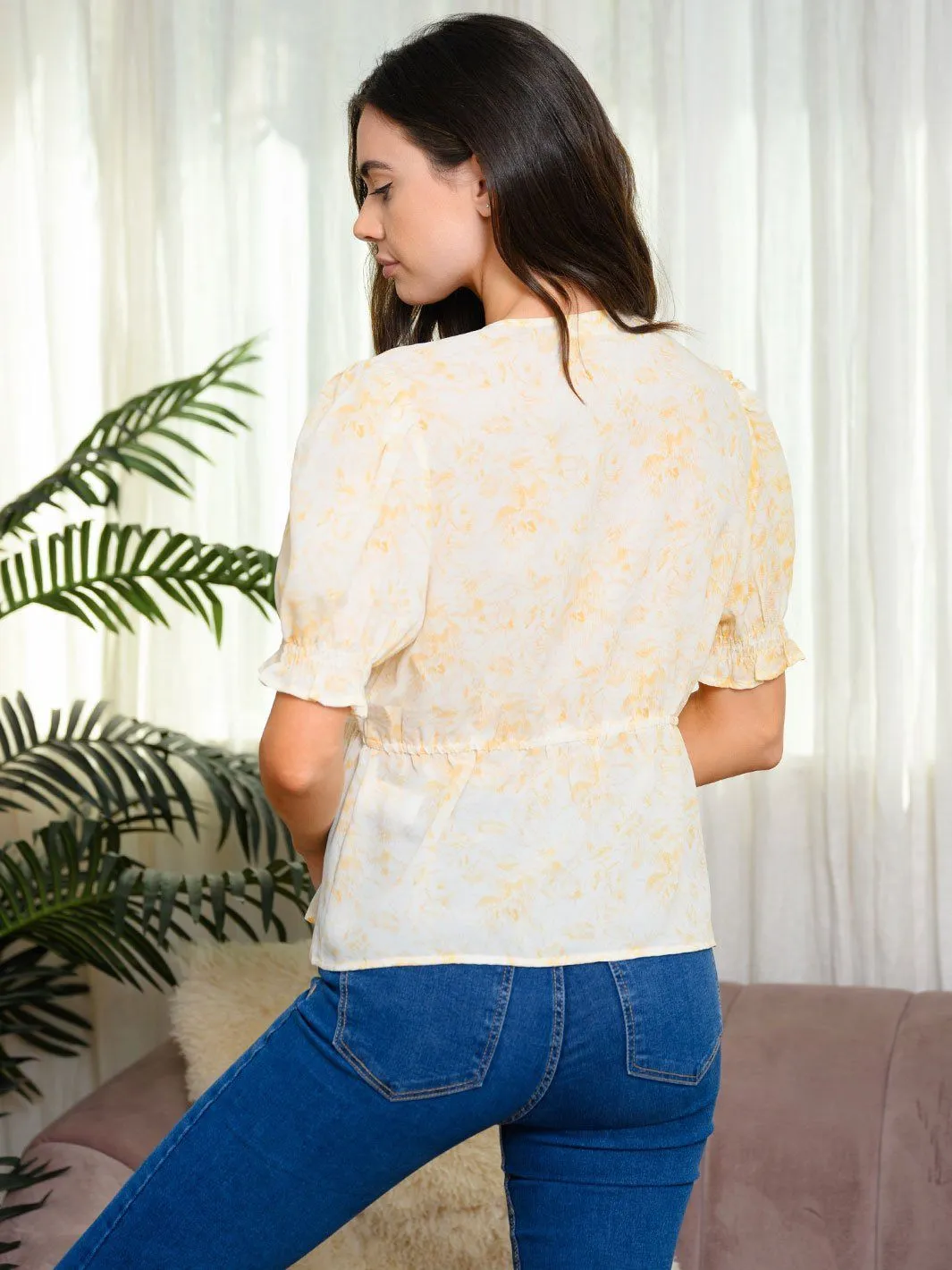 WOMEN'S SHORT SLEEVE BUTTON UP TOP