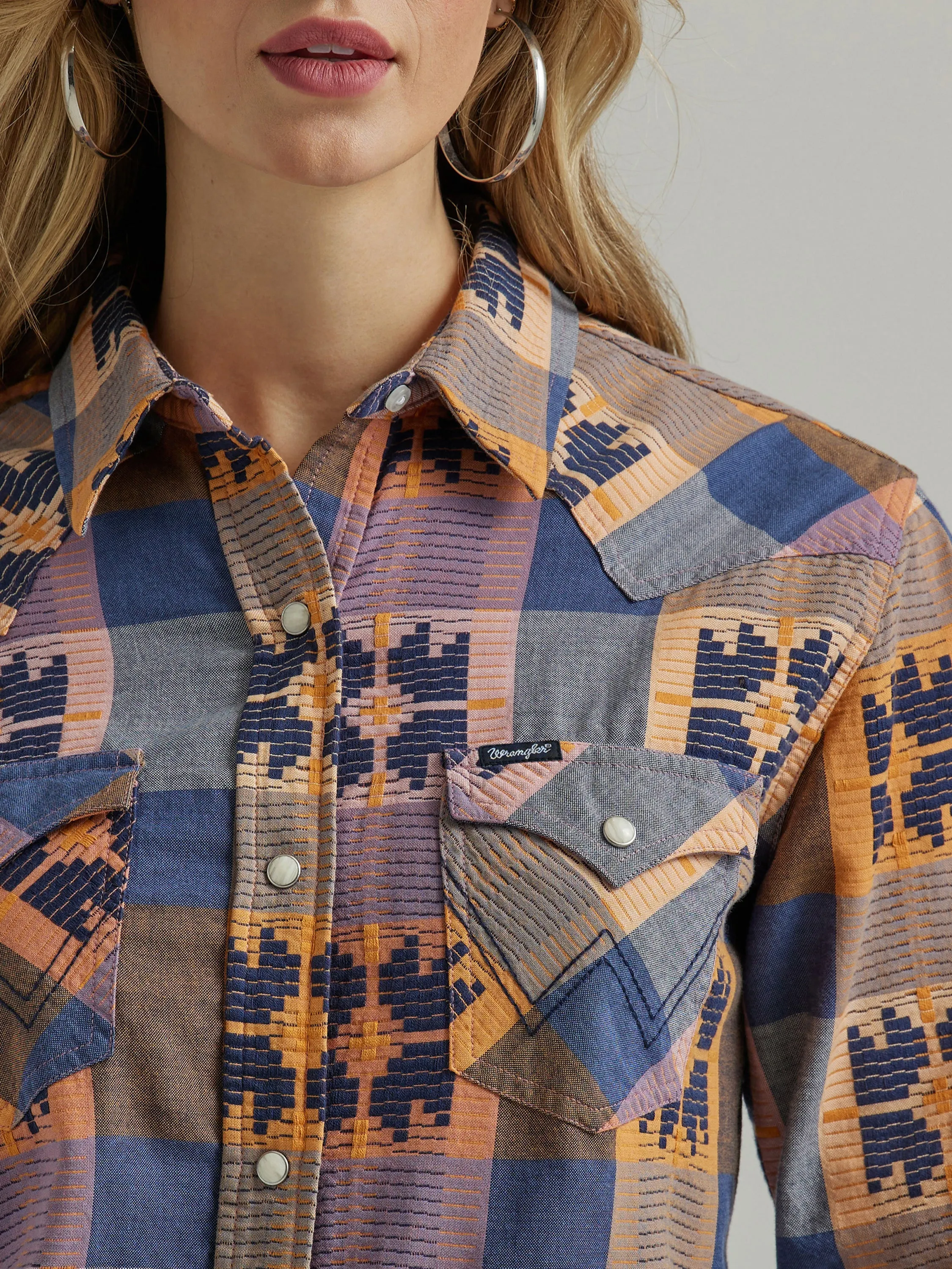 Wrangler Women's Western Boyfriend Snap Shirt